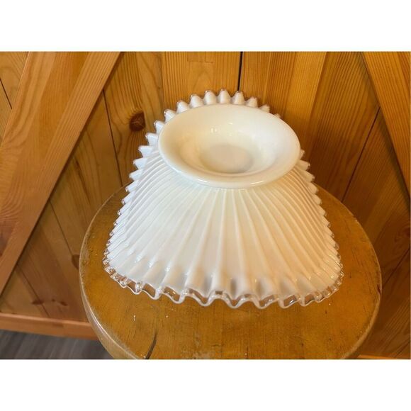 FENTON ART GLASS SILVER CREST 12" DIAMETER LOW FOOTED BANANA BOWL (8725) - Picture 11 of 12